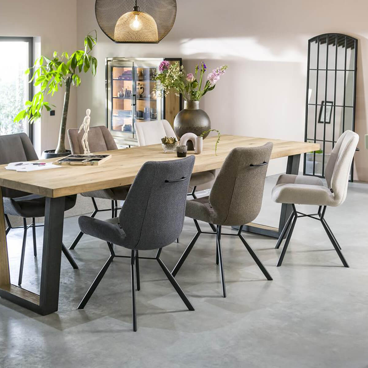 heth_ivy_banner_chaise