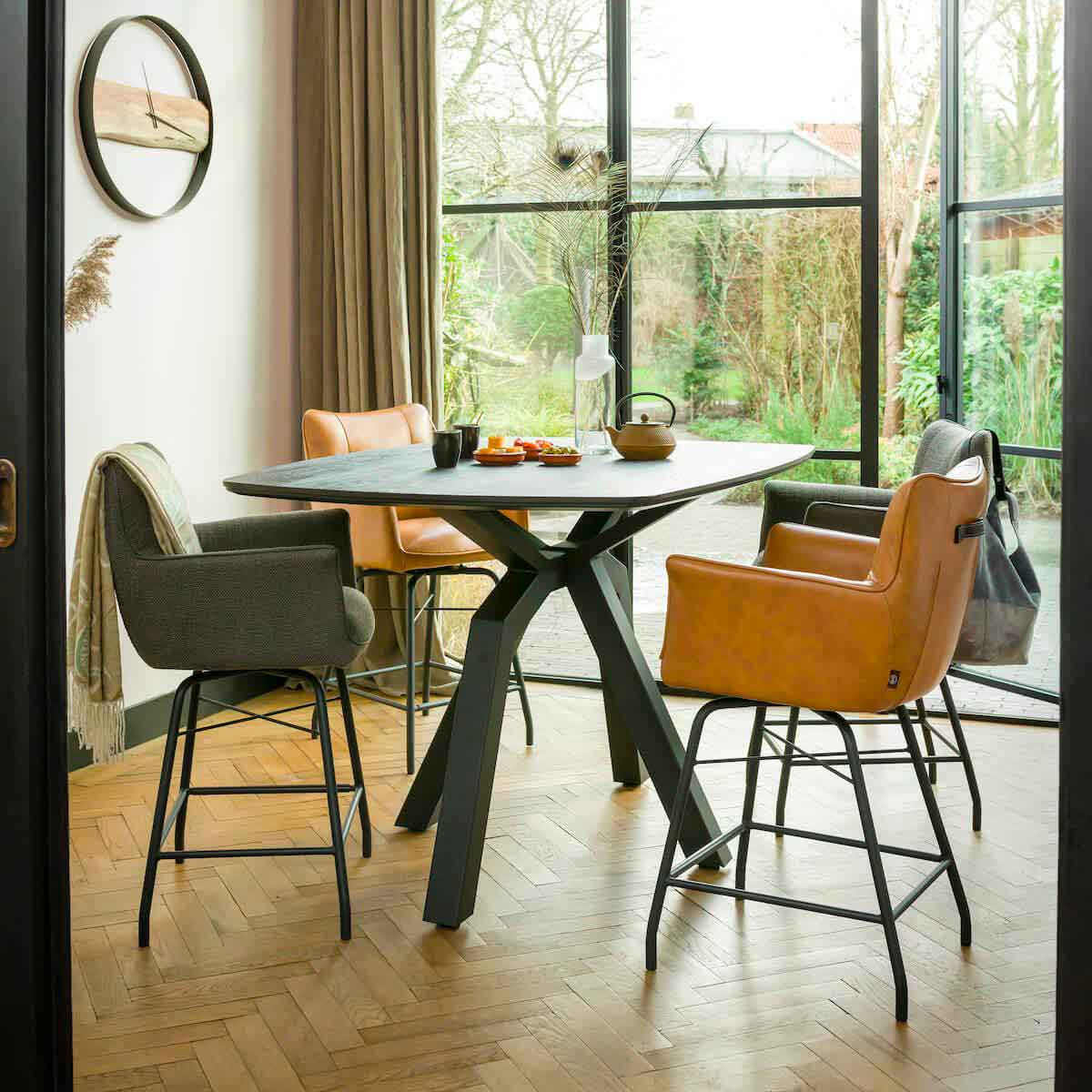 chaise-de-bar-chiara-henders-hazel-tissu-vert_1200_1200-1052606